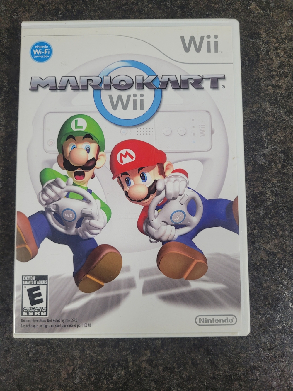 Nintendo Mario Kart Wii - White Case with Red & Green Characters